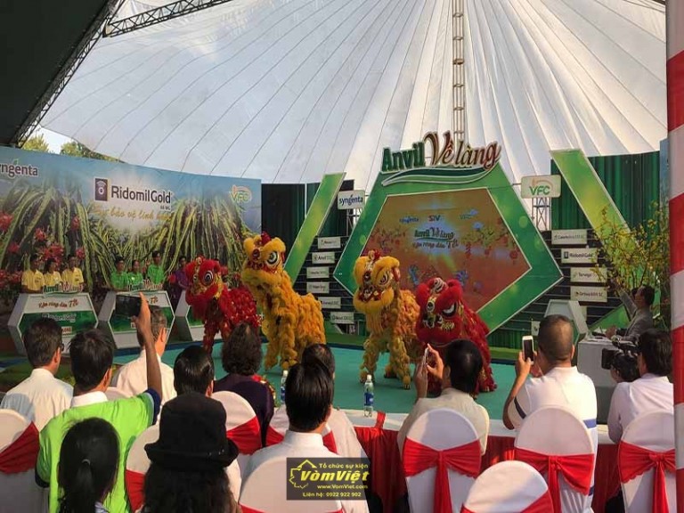 Tổ Chức Sự Kiện Long An Gameshow Anril Về Làng, Rộn Ràng Đón Tết