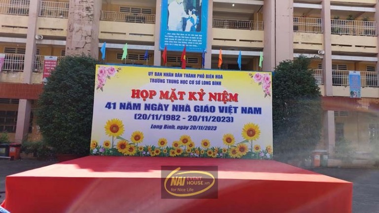 KỈ NIỆM 41 NĂM NGÀY NHÀ GIÁO VIỆT NAM ( TRƯỜNG THCS LONG BÌNH )